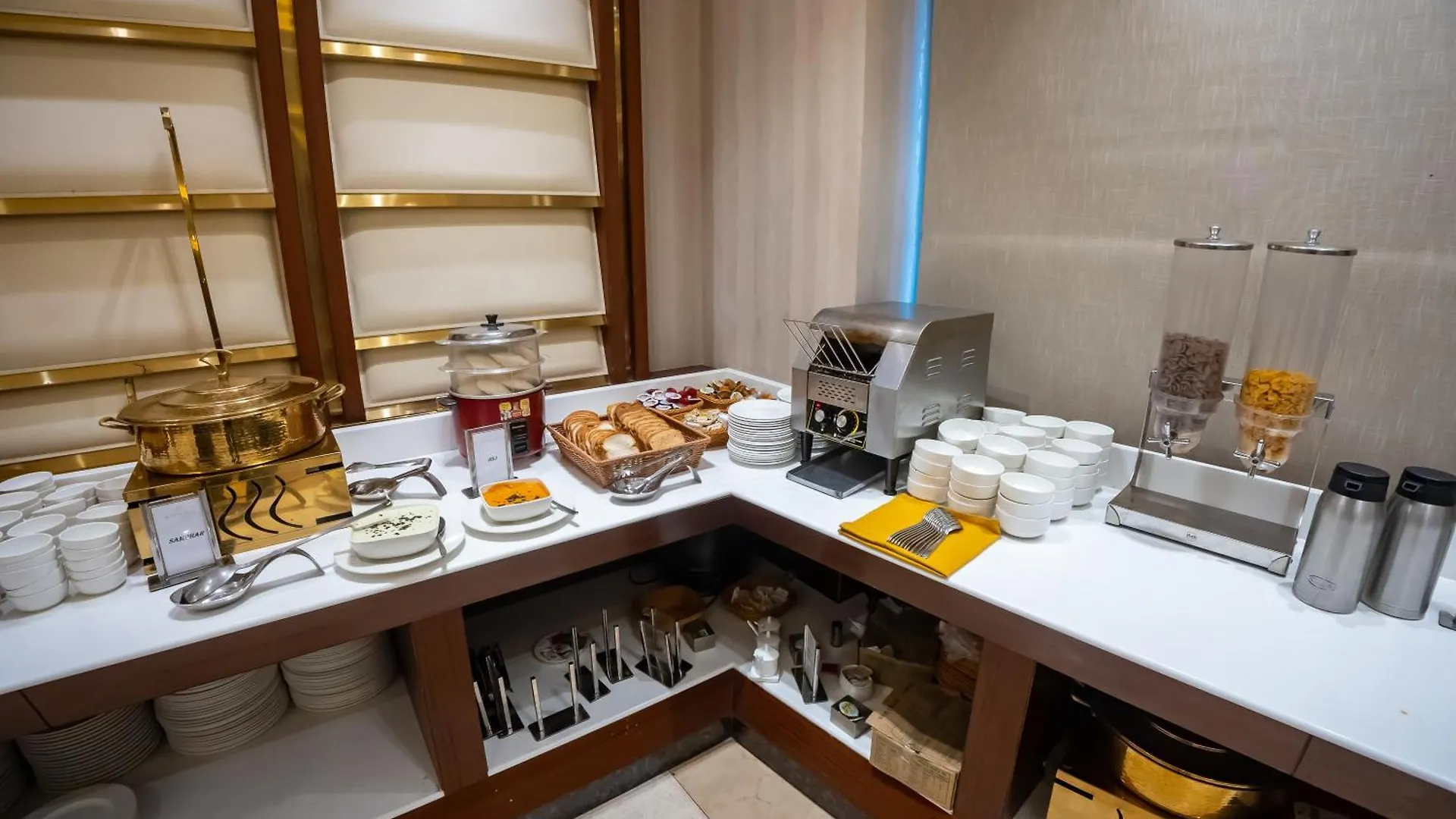 Arcadia Hotel Varanasi